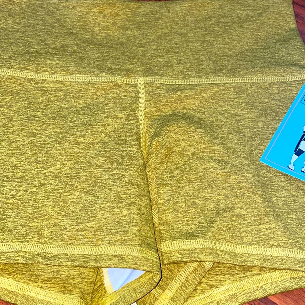 Fleo Power High Rise Shorts Medium NWT